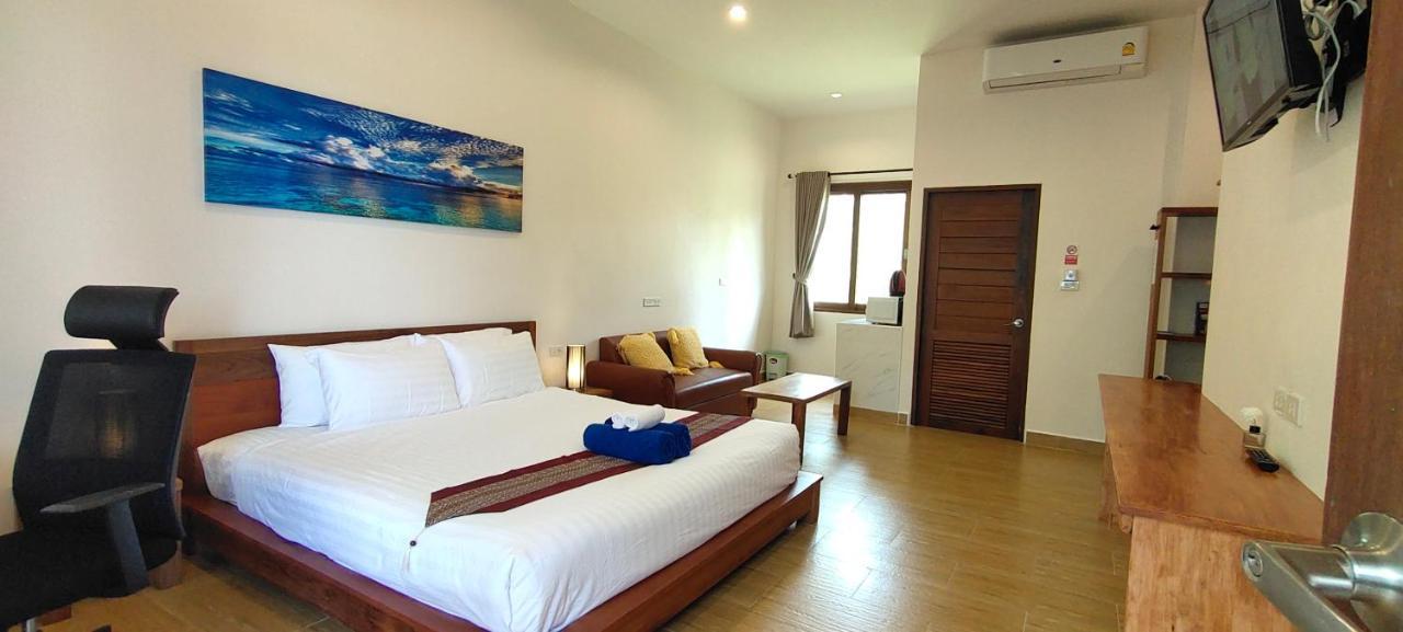 Le Grand Bleu Hotel Wok Tum Buitenkant foto